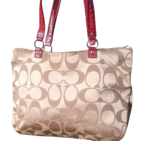 Coach Poppy | 2 hang tags | Satin | Daisy XL Shoulder bag - Picture 2 of 8